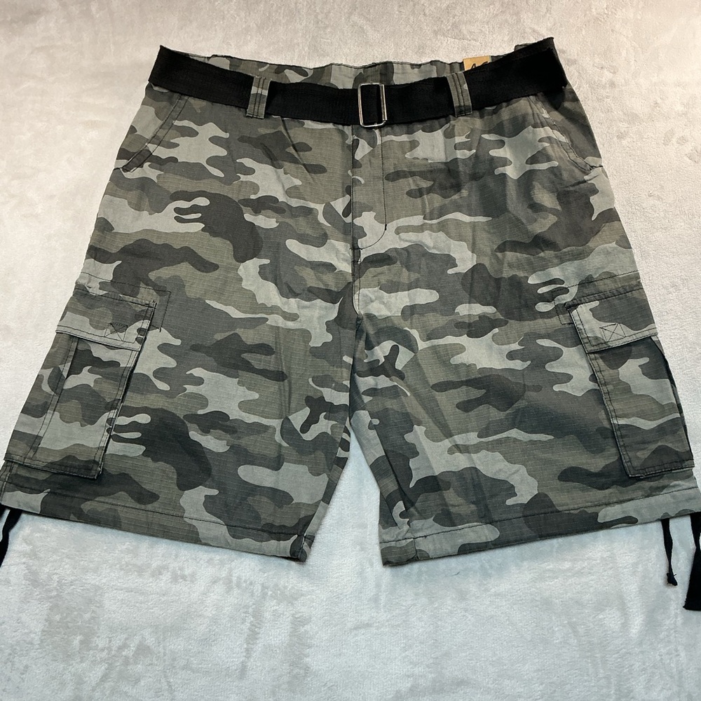 New Mens Sz 46 Burnside Camo Cargo Shorts NWT